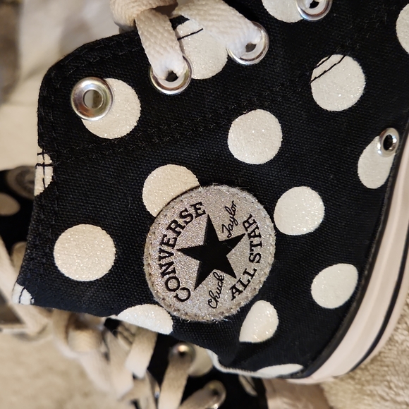 CONVERSE TENNIS SHOES - Picture 5 of 6